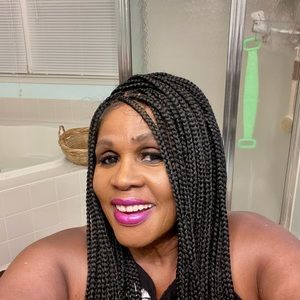 Meet your Posher, Robin